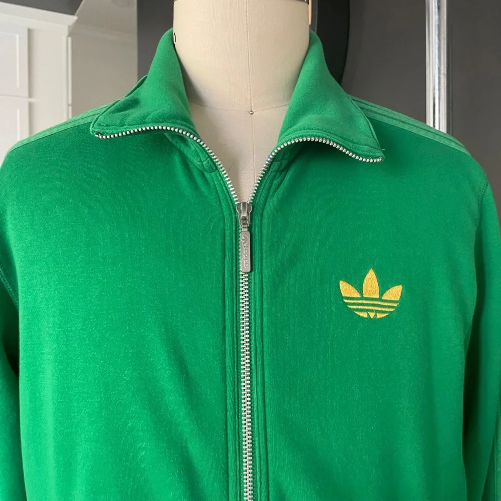 Adidas Vintage Green Cotton Blend Men's‎ Sweatshirt with Original Logo, Medium